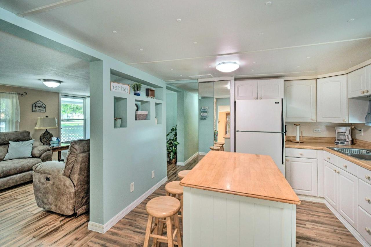 Vila Peaceful Satsuma Escape With Dunns Creek Access Exteriér fotografie
