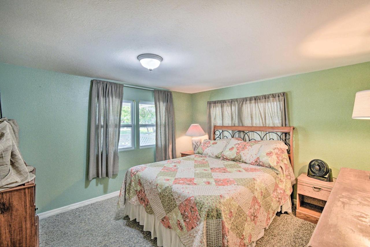 Vila Peaceful Satsuma Escape With Dunns Creek Access Exteriér fotografie