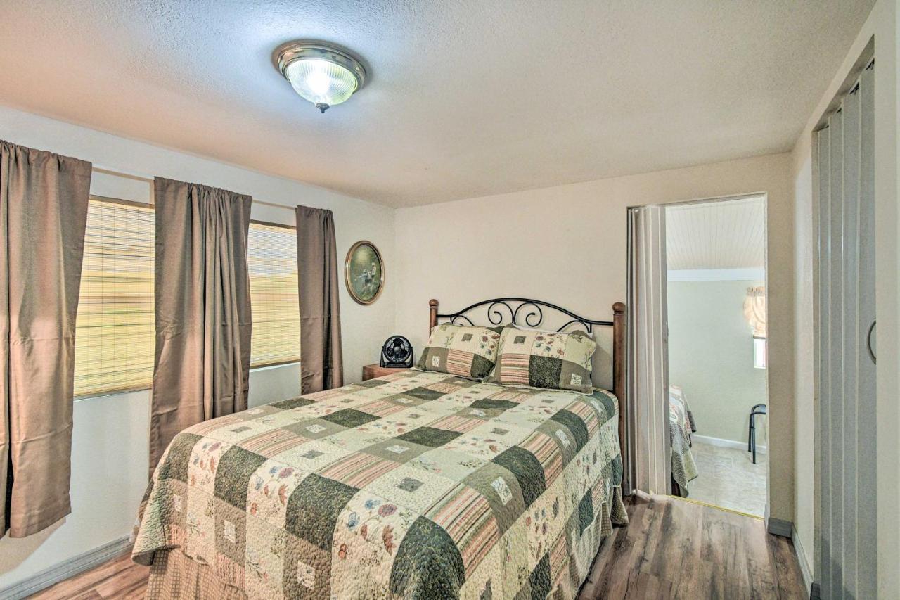 Vila Peaceful Satsuma Escape With Dunns Creek Access Exteriér fotografie